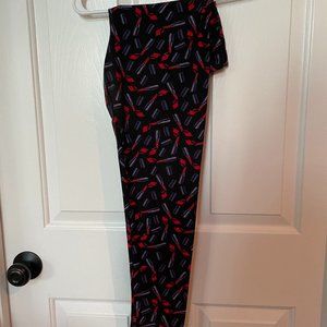 LuLaRoe - Lipstick Leggings